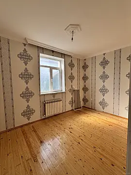 Satılır 4 otaqlı həyət evi 130 m²