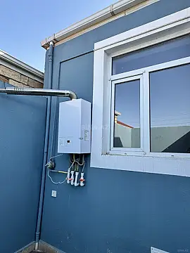 Satılır 4 otaqlı həyət evi 130 m²