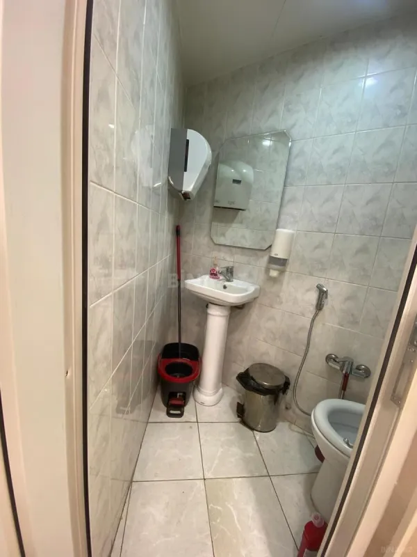 Satılır obyekt 40 m²