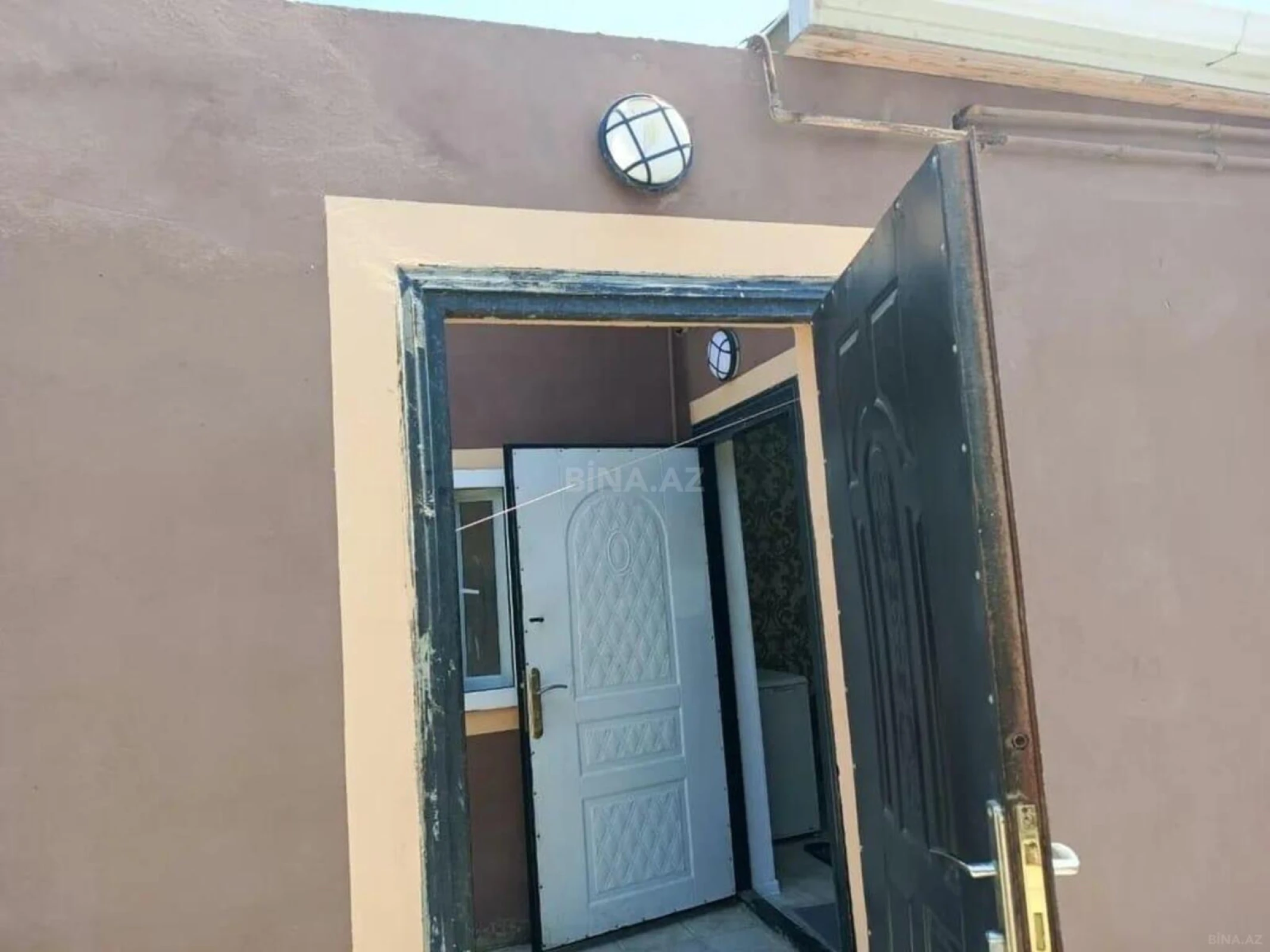 Satılır 2 otaqlı həyət evi 30 m²