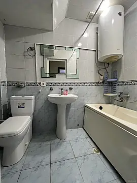 Satılır 3 otaqlı mənzil 67 m²