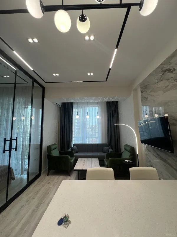 Kirayə verilir 2 otaqlı mənzil 50 m²