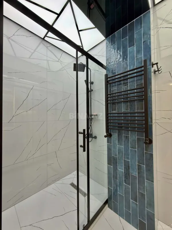 Satılır 2 otaqlı mənzil 76 m²