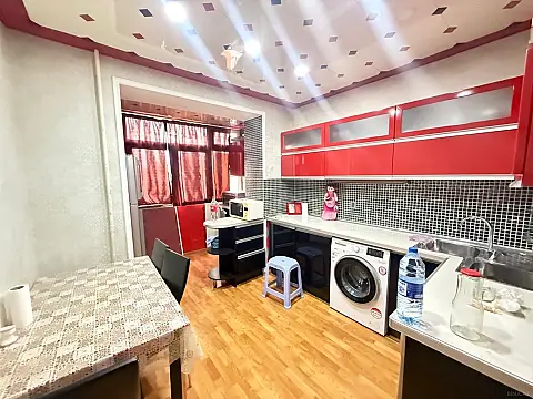 Satılır 3 otaqlı mənzil 80 m²
