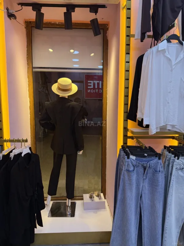 Kirayə verilir obyekt 140 m²