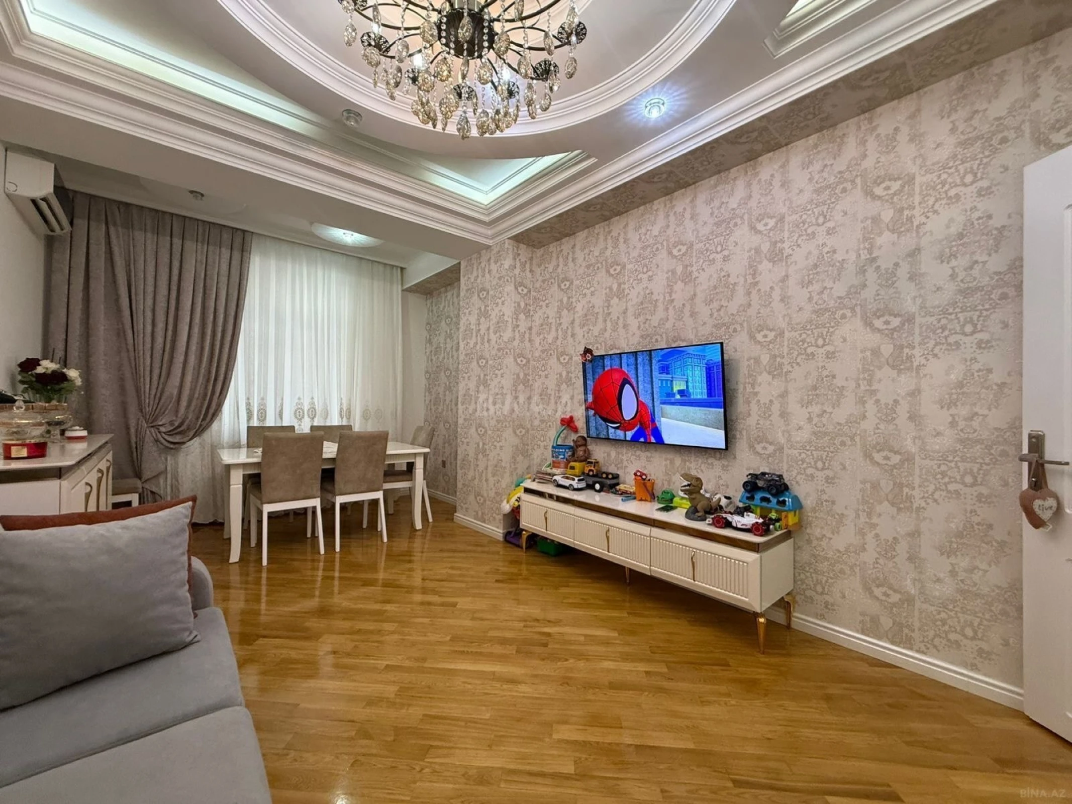 Satılır 3 otaqlı mənzil 103 m²
