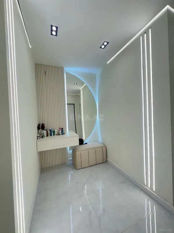 Satılır 2 otaqlı mənzil 65 m²