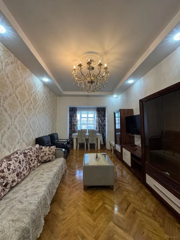 Satılır 3 otaqlı mənzil 80 m²