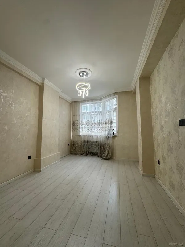 Satılır 2 otaqlı mənzil 52 m²