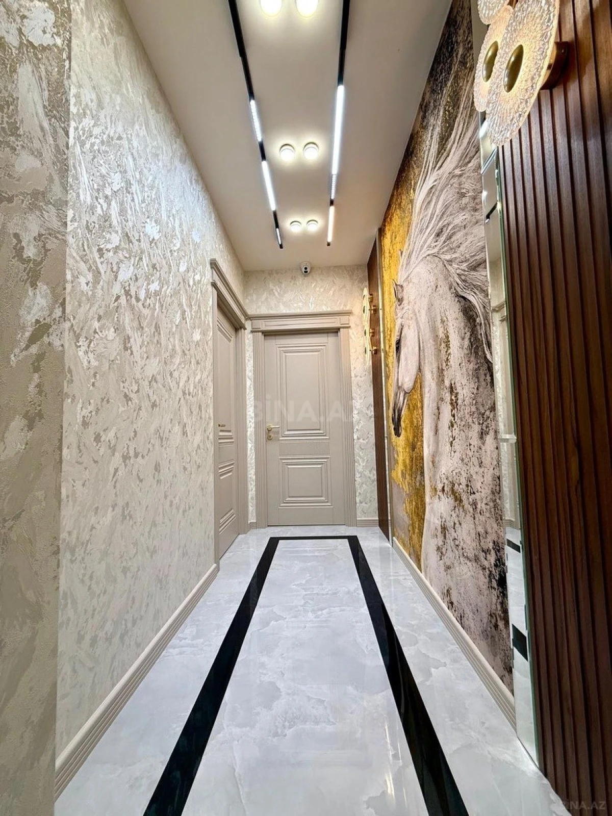 Satılır 3 otaqlı mənzil 112 m²