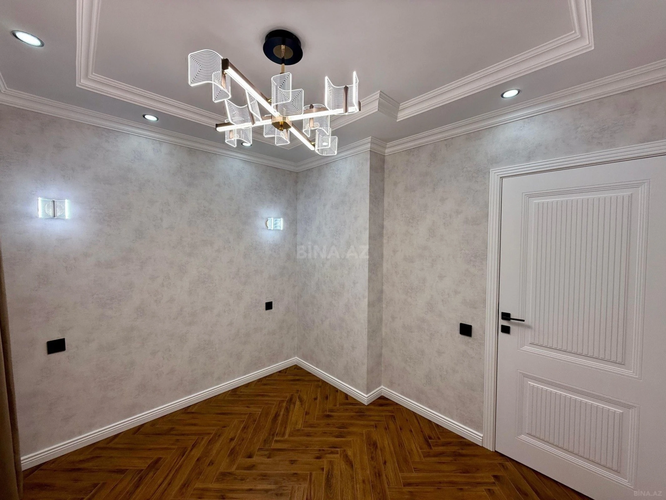 Satılır 3 otaqlı mənzil 65 m²