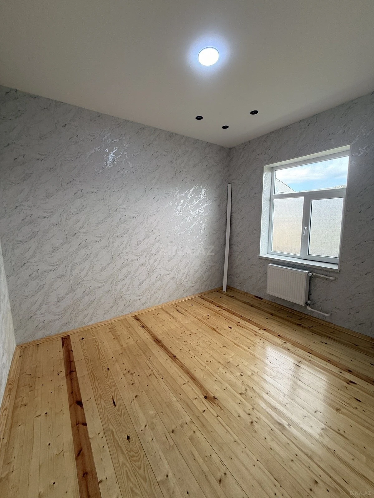 Satılır 4 otaqlı həyət evi 95 m²