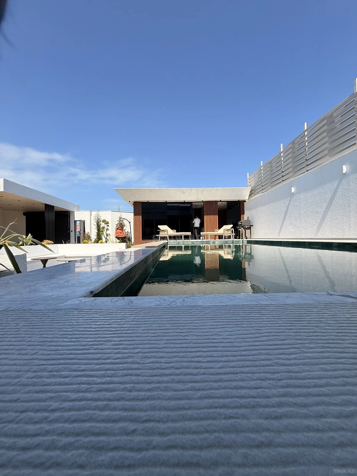 Satılır 5 otaqlı həyət evi 250 m²