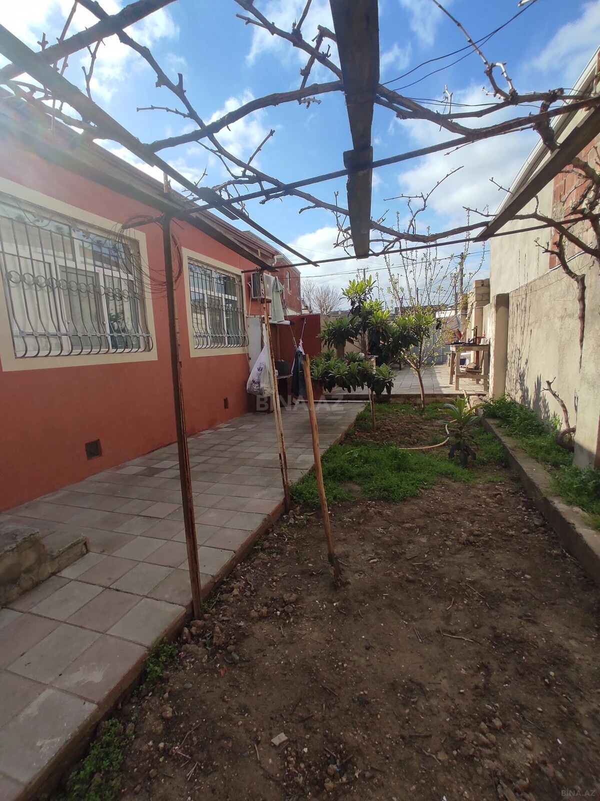 Satılır 3 otaqlı həyət evi 120 m²