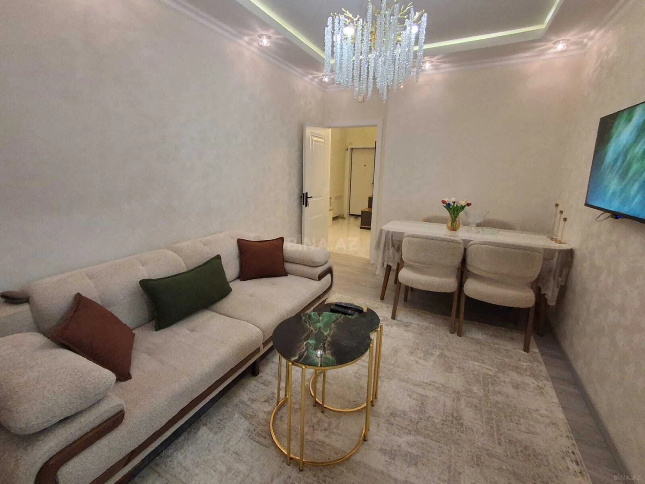 Satılır 2 otaqlı mənzil 55 m²