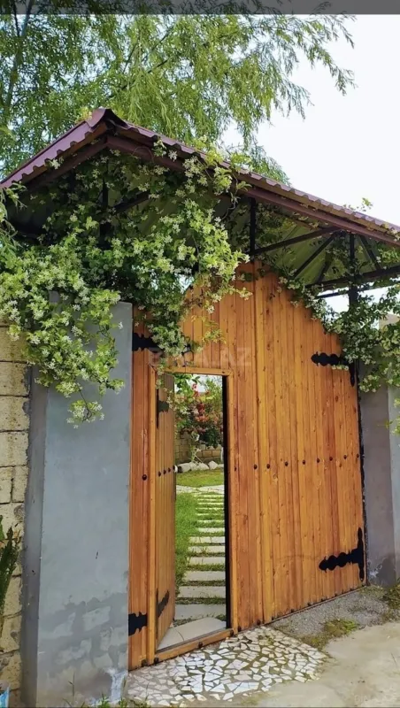 Satılır 3 otaqlı həyət evi 150 m²