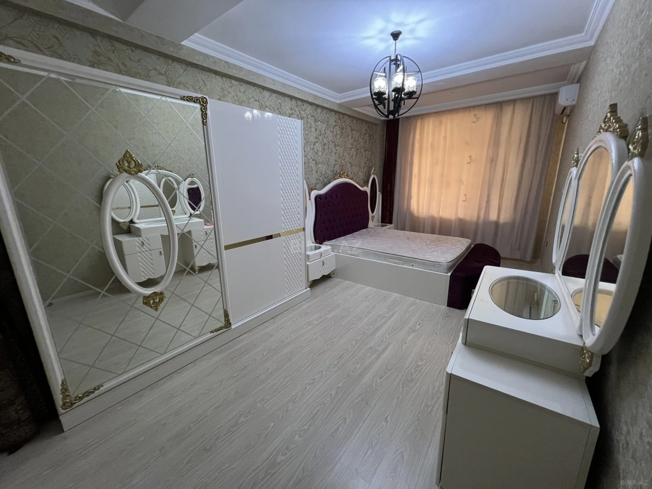 Kirayə verilir 2 otaqlı mənzil 78 m²