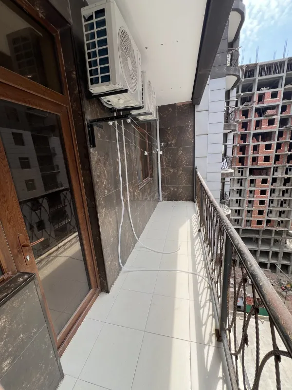 Kirayə verilir 2 otaqlı mənzil 78 m²