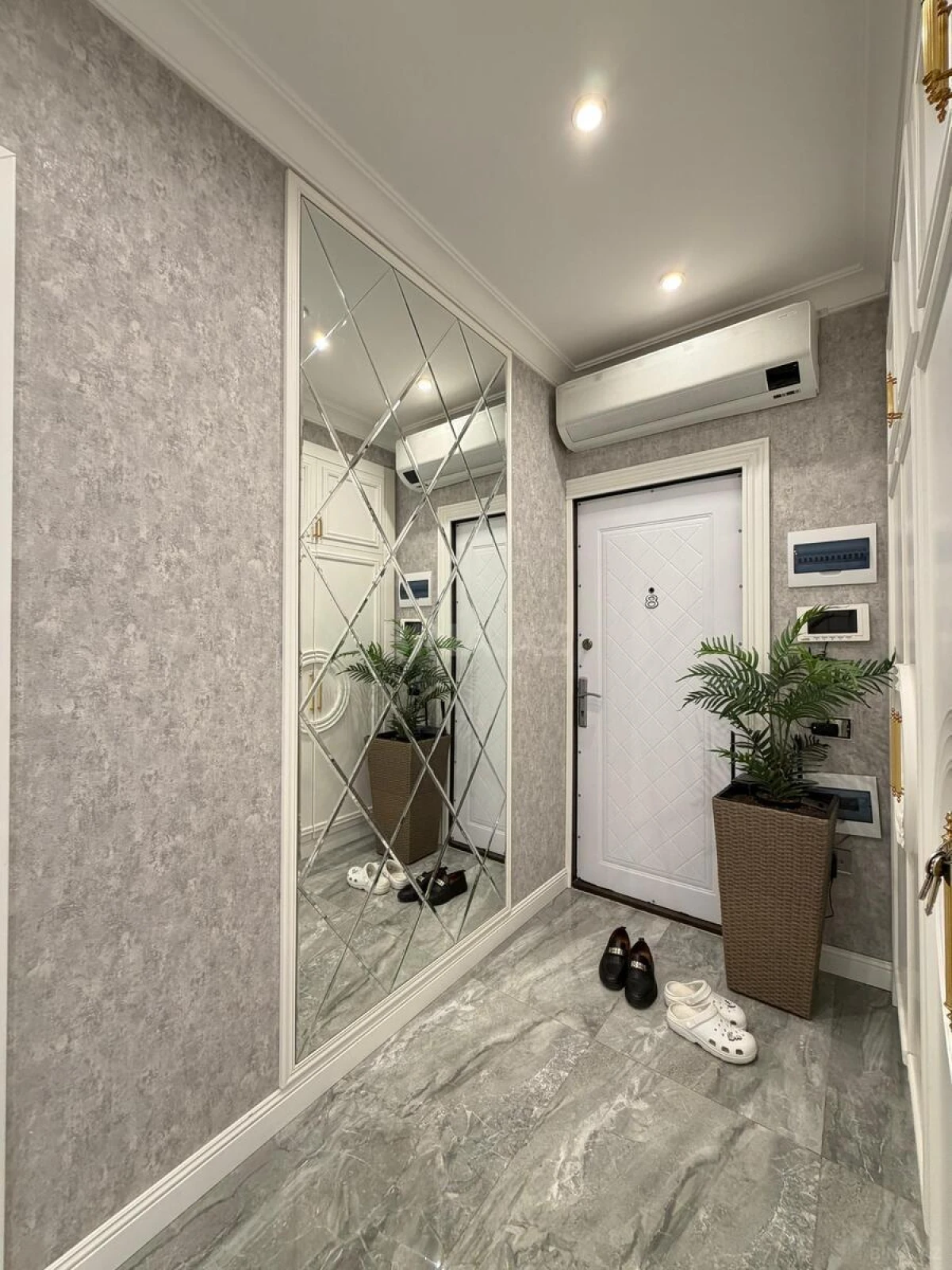 Satılır 3 otaqlı mənzil 75 m²