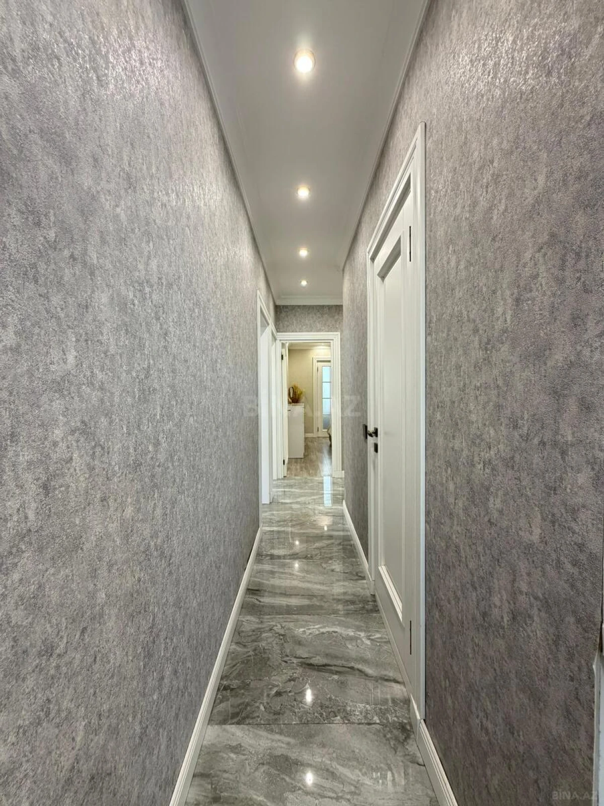 Satılır 3 otaqlı mənzil 75 m²