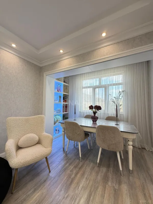 Satılır 3 otaqlı mənzil 75 m²