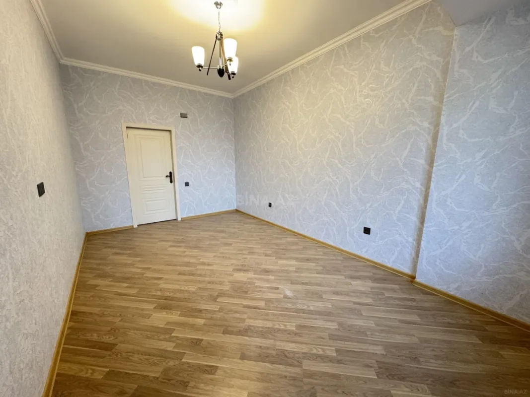 Satılır 2 otaqlı mənzil 80 m²