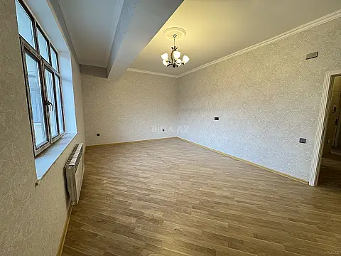 Satılır 2 otaqlı mənzil 80 m²