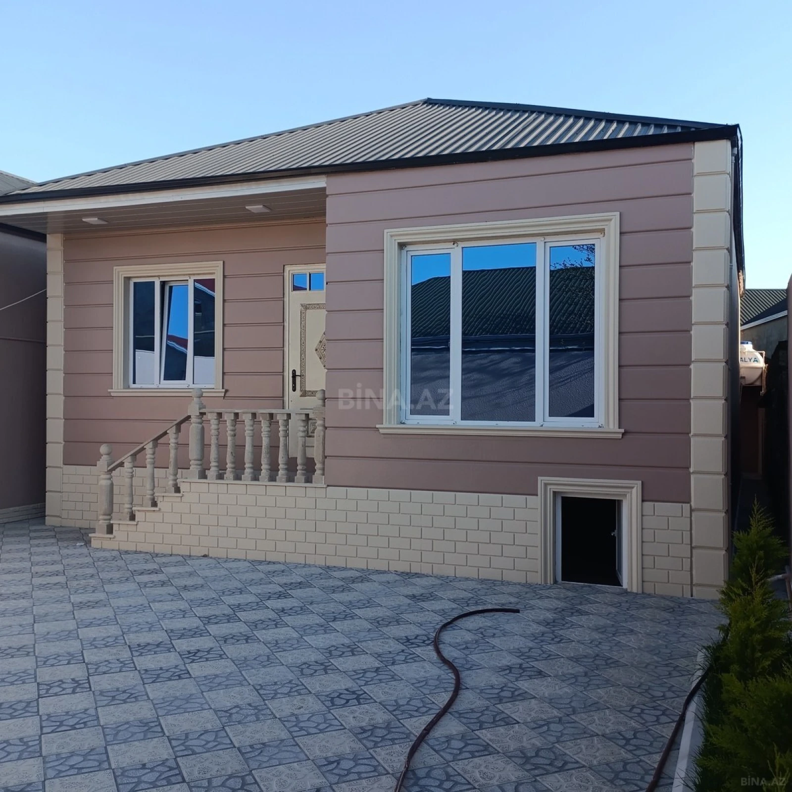 Satılır 4 otaqlı həyət evi 90 m²