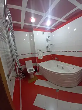 Kirayə verilir 2 otaqlı mənzil 95 m²