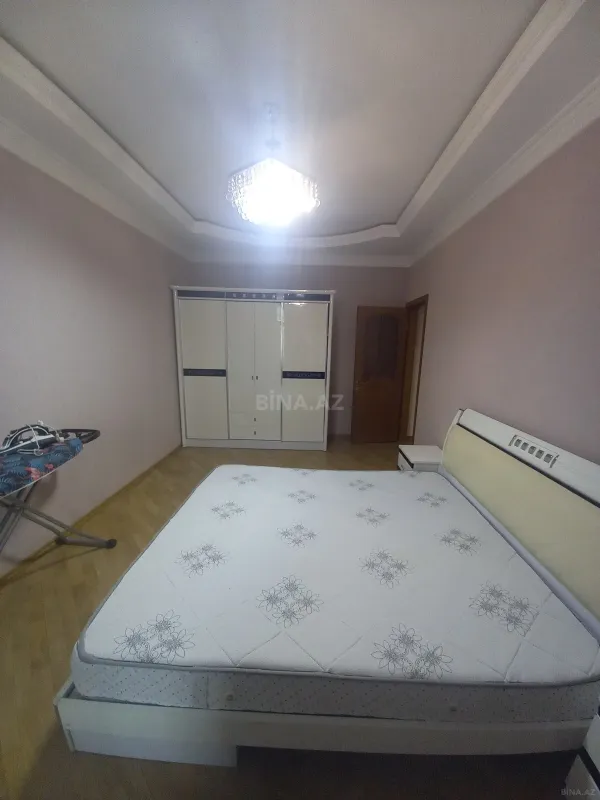 Kirayə verilir 2 otaqlı mənzil 95 m²