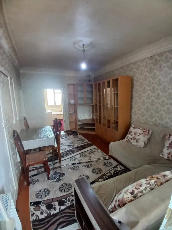 Kirayə verilir 2 otaqlı mənzil 50 m²