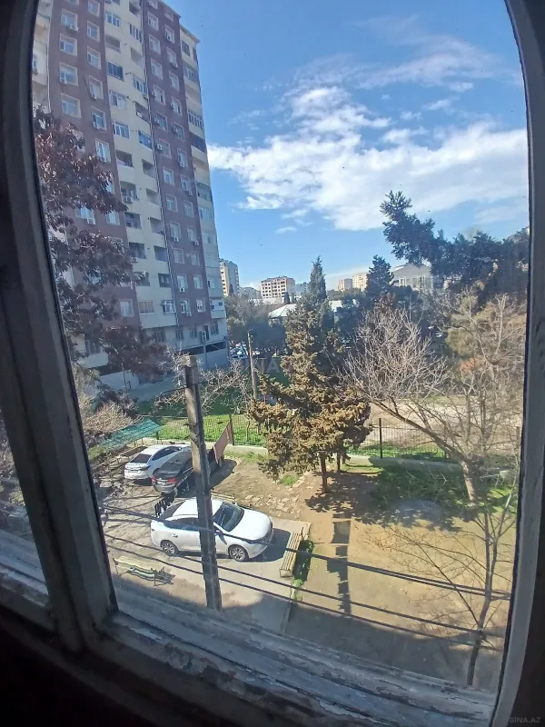 Kirayə verilir 2 otaqlı mənzil 50 m²