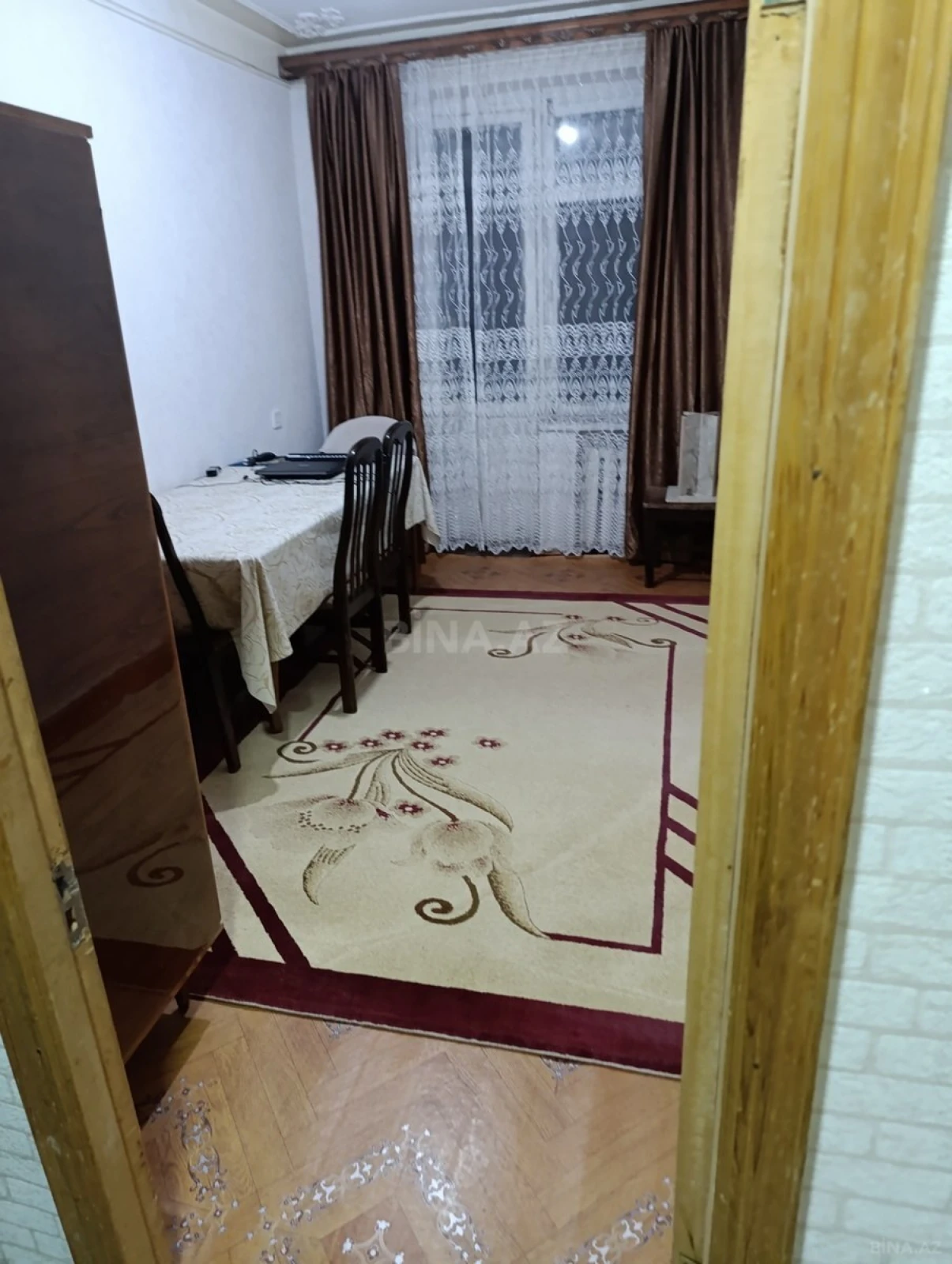 Satılır 4 otaqlı mənzil 86 m²