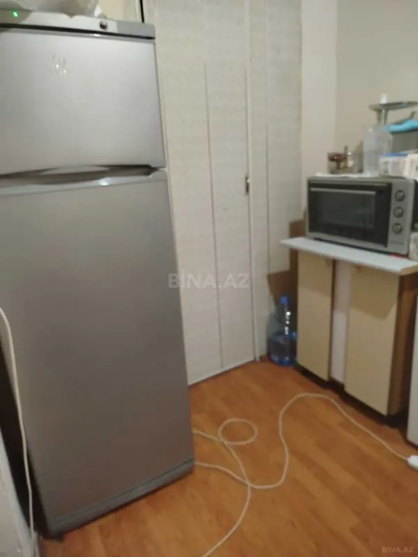 Kirayə verilir 2 otaqlı mənzil 20 m²