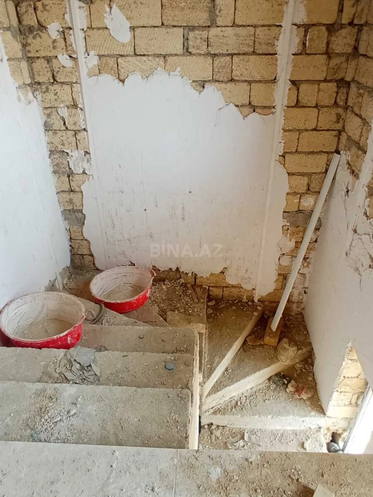 Satılır 4 otaqlı həyət evi 90 m²