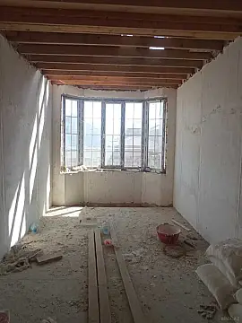 Satılır 4 otaqlı həyət evi 90 m²