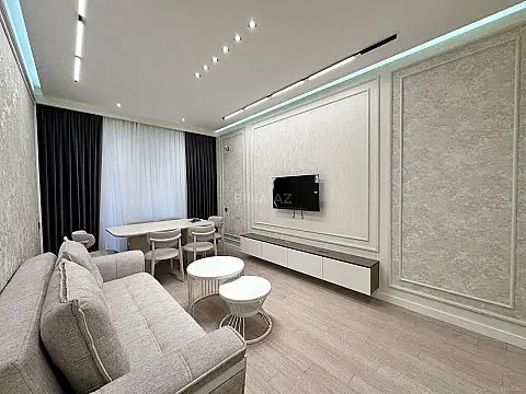 Kirayə verilir 2 otaqlı mənzil 80 m²