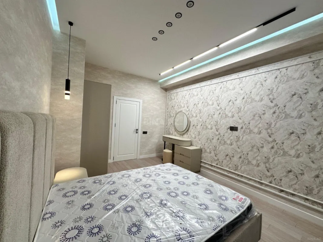 Kirayə verilir 2 otaqlı mənzil 80 m²