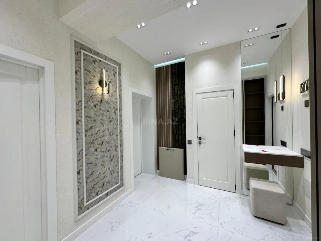 Kirayə verilir 2 otaqlı mənzil 80 m²