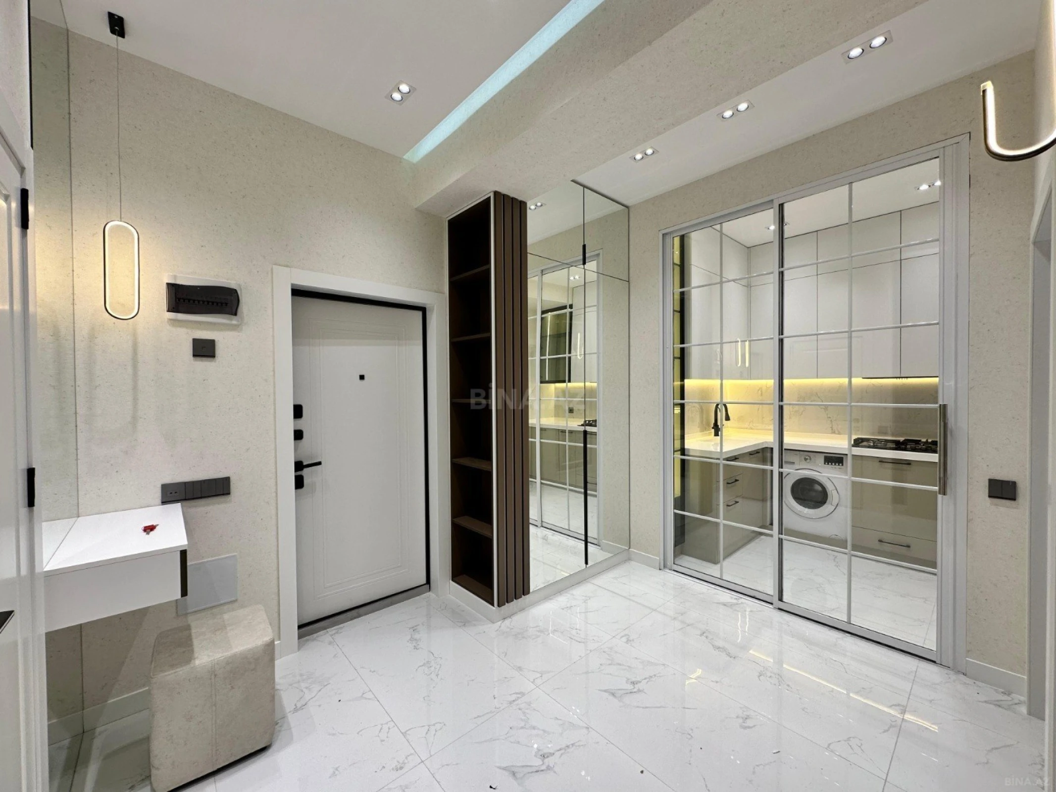 Kirayə verilir 2 otaqlı mənzil 80 m²