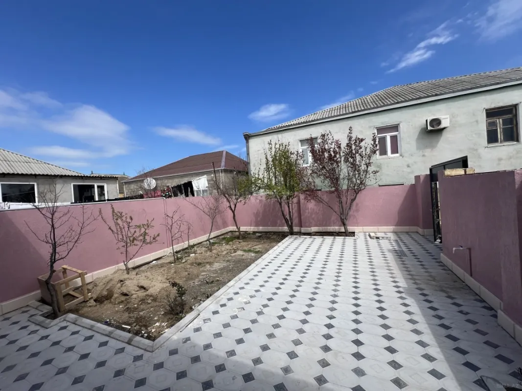Satılır 4 otaqlı həyət evi 120 m²