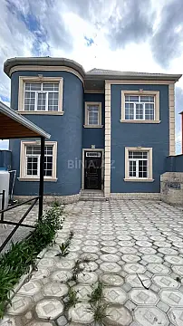 Satılır 4 otaqlı həyət evi 170 m²