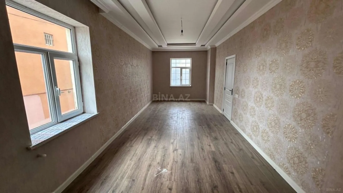 Satılır 4 otaqlı həyət evi 170 m²