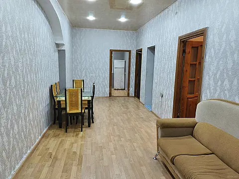 Kirayə verilir 3 otaqlı həyət evi 70 m² — Bakı 3 otaq 70.00 m²