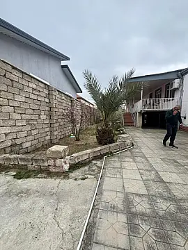 Satılır 4 otaqlı həyət evi 150 m²