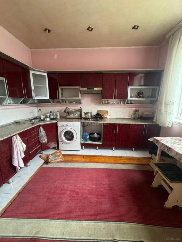 Satılır 4 otaqlı həyət evi 150 m²