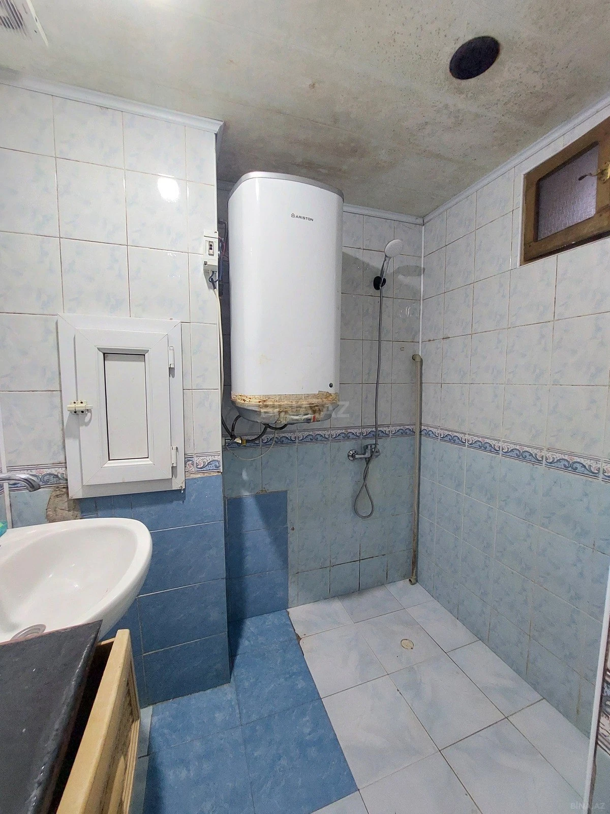Satılır 3 otaqlı mənzil 75 m²