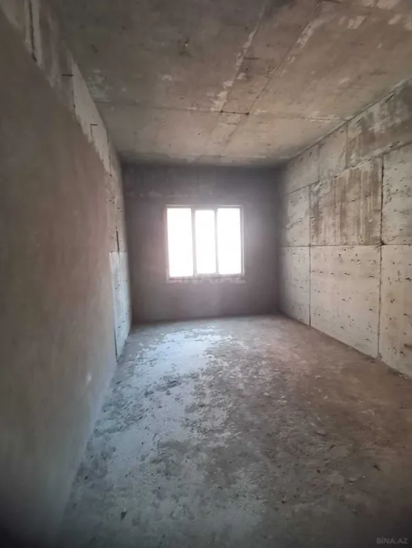 Satılır 3 otaqlı mənzil 140 m²