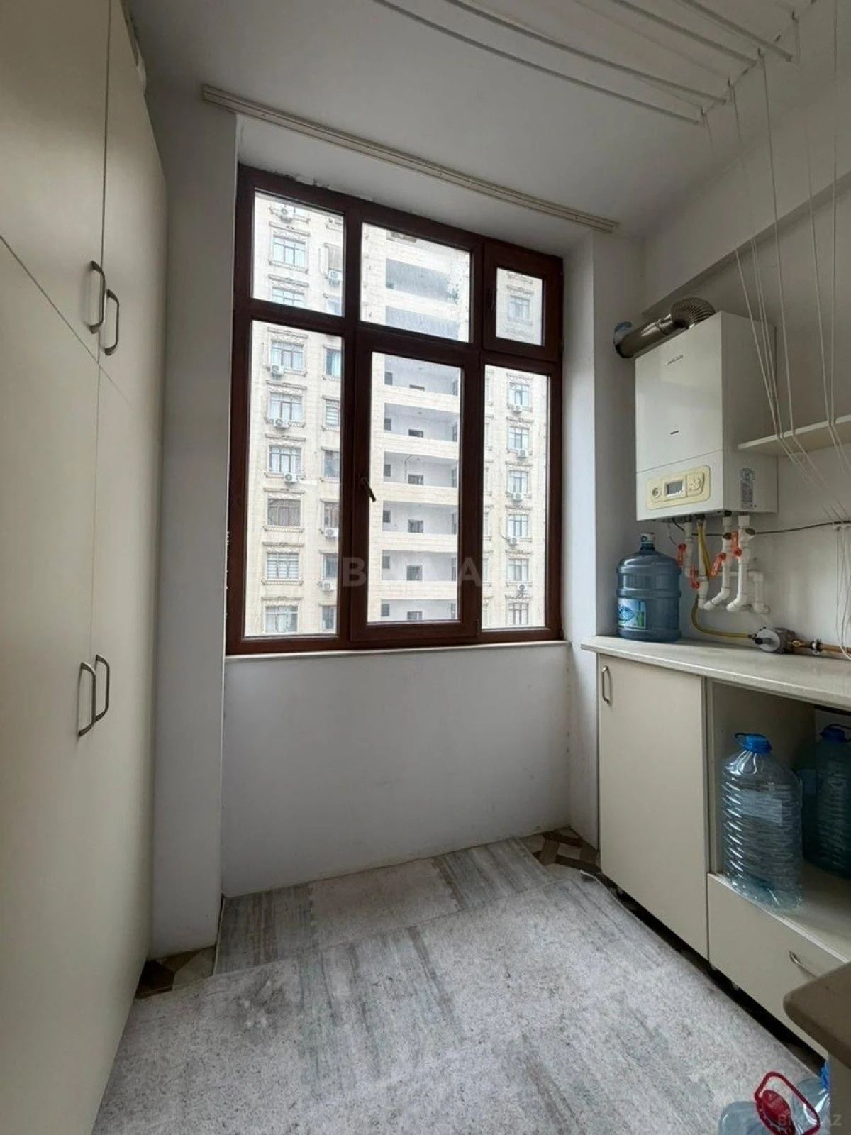 Satılır 3 otaqlı mənzil 76 m²