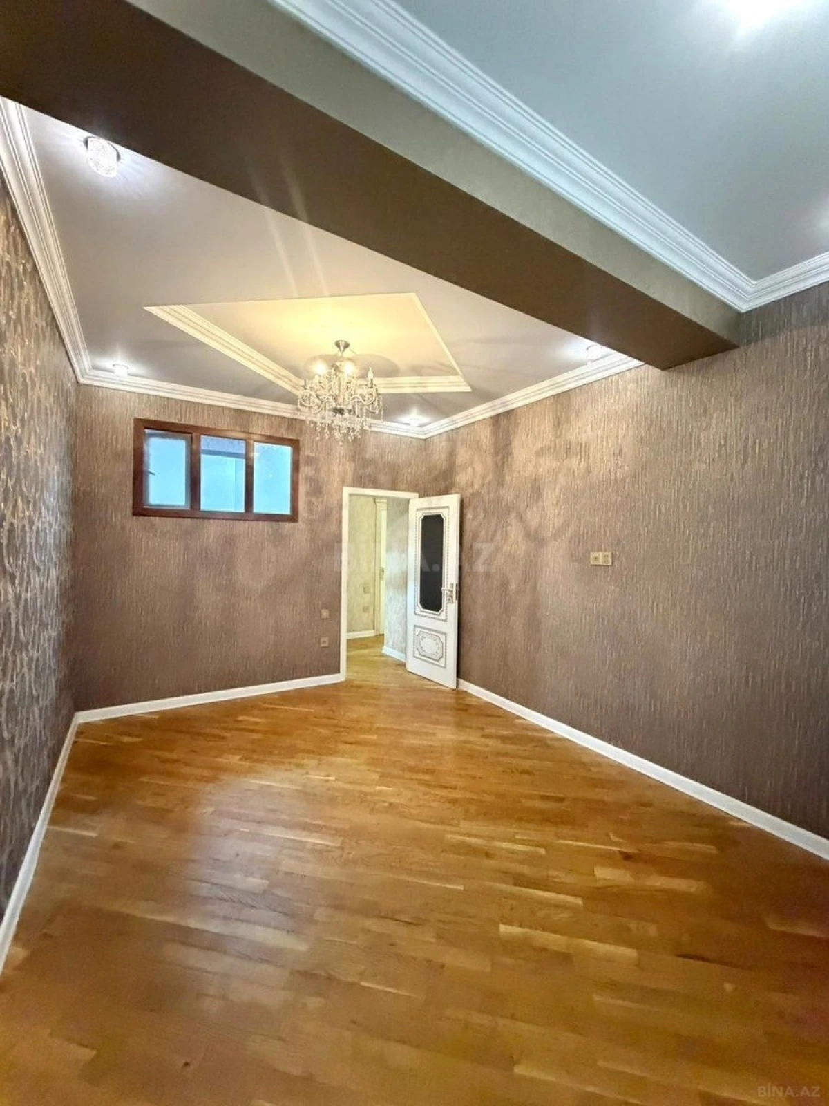 Satılır 3 otaqlı mənzil 76 m²